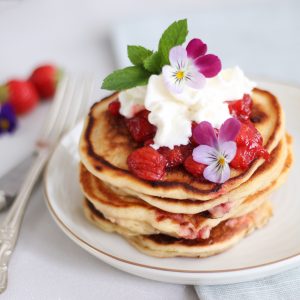 Aardbeien-yoghurt pancakes