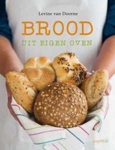 Brood uit eigen oven van Levine van Doorne