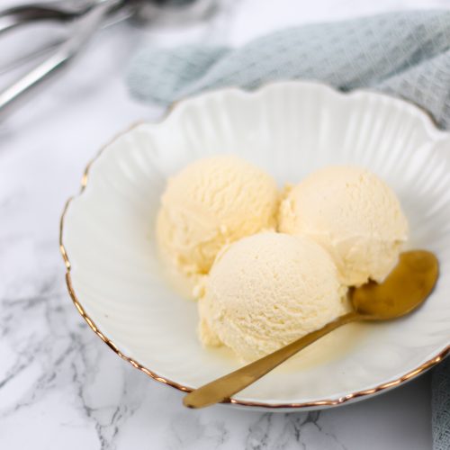 Optimistisch blijven wrijving Basisrecept vanille roomijs met de ijsmachine - Mariëlle in de Keuken
